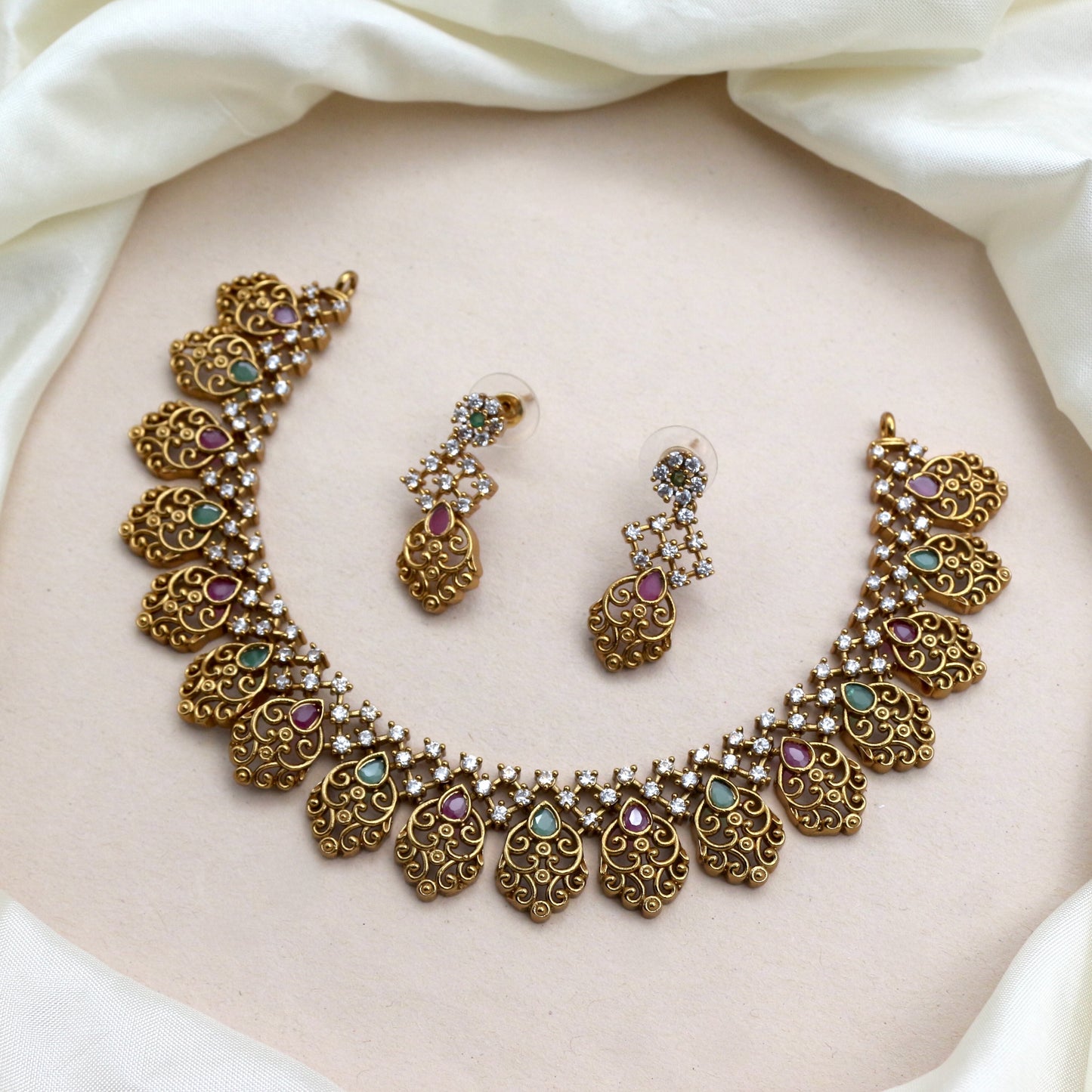 Antique Gold Designer AD Kemp Bridal Necklace Set