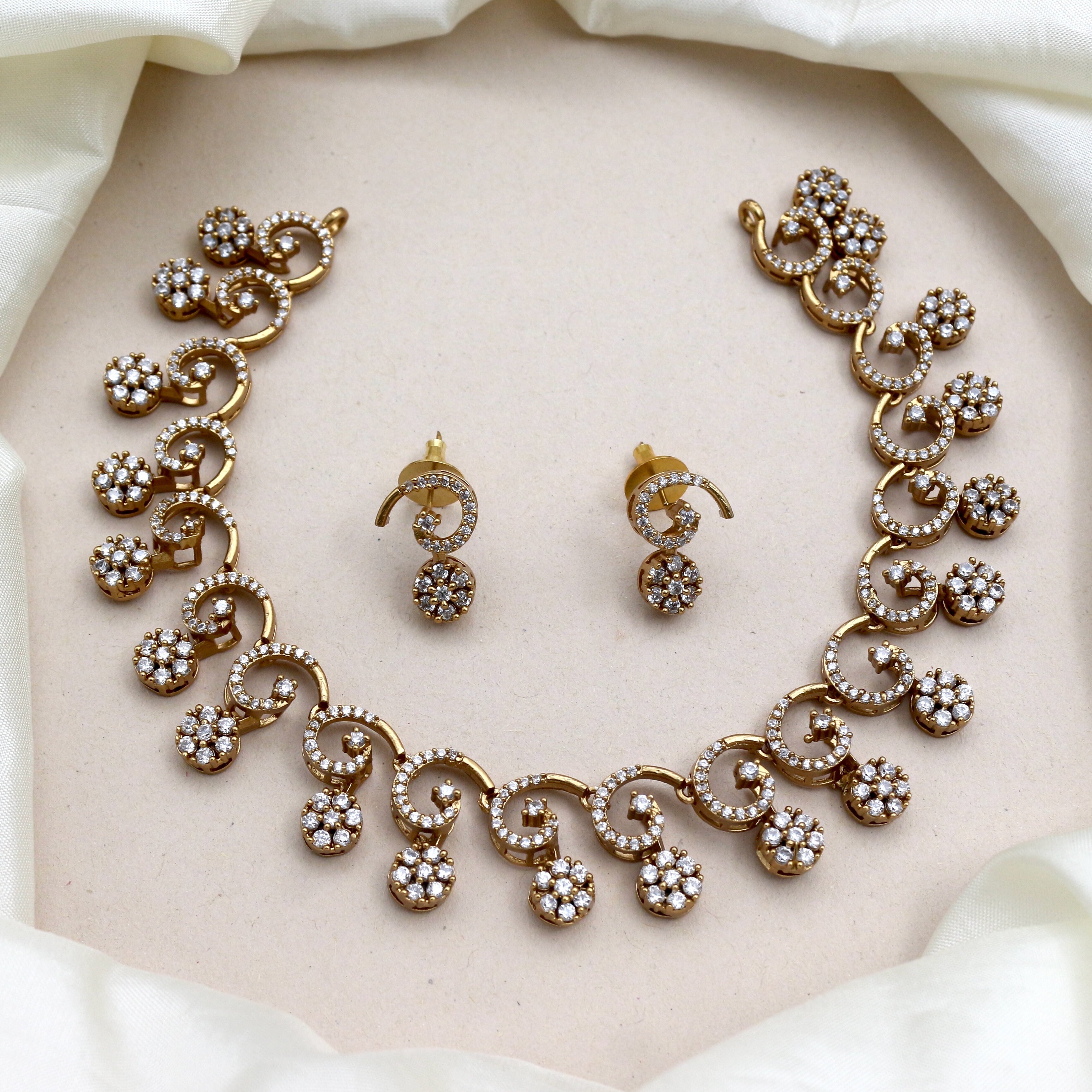 Diamond Look Antique AD Spiral Flower Necklace Set