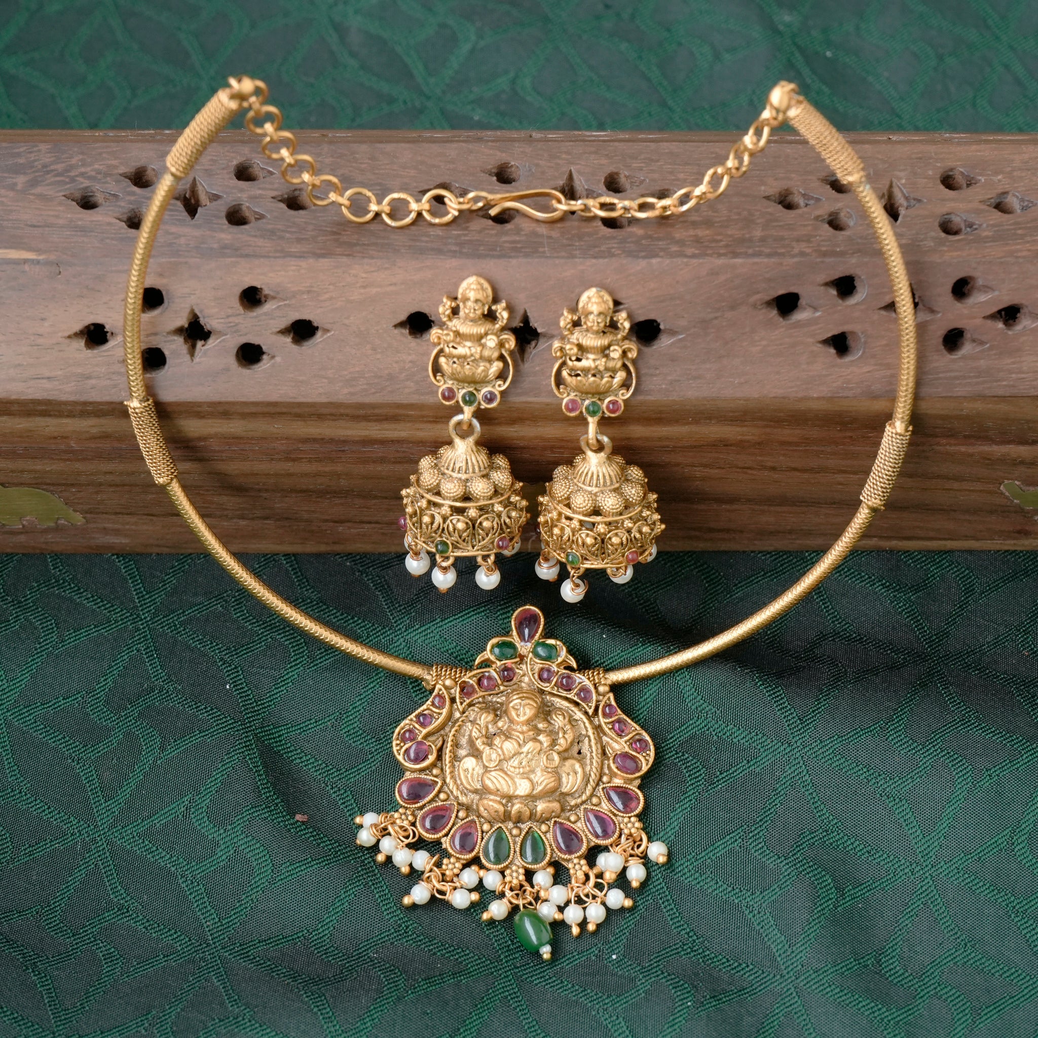 Budget Friendly Matte Finish Kemp Rettapakshi Lakshmi Hasli Necklace Set - 002