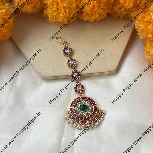 Real Kemp Flower Chakra Antique Gold Bridal Nethichutti/Maang Teeka: Exquisite South Indian Temple Jewellery