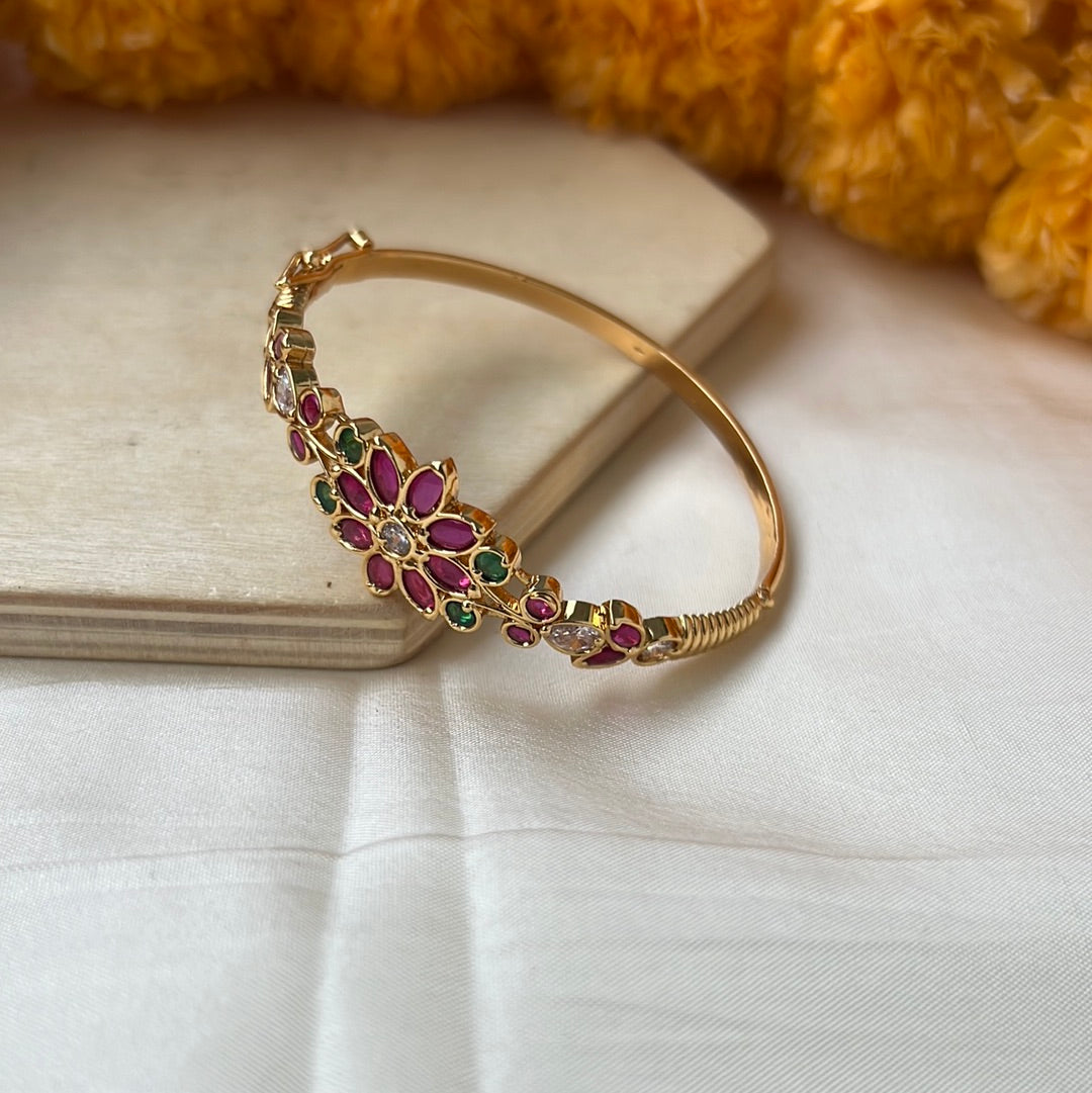 Elegant Kemp Flower Kada Bracelet: Premium Quality South Indian Temple Jewellery