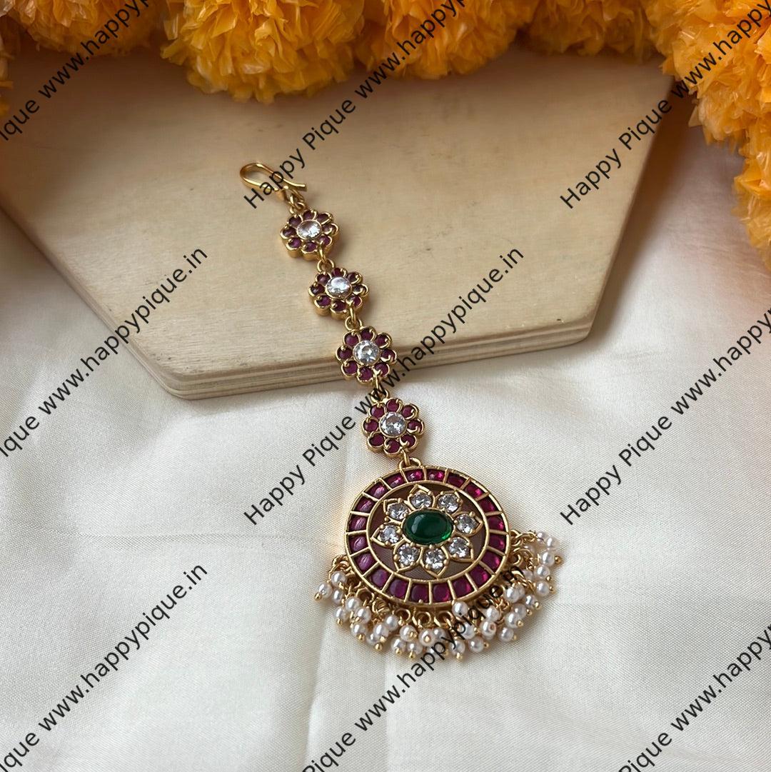 Real Kemp Flower Chakra Antique Gold Bridal Nethichutti/Maang Teeka: Exquisite South Indian Temple Jewellery