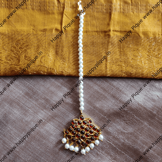 Simple Single Pearl Line Mayuri Kemp Tikka - Nethichutti