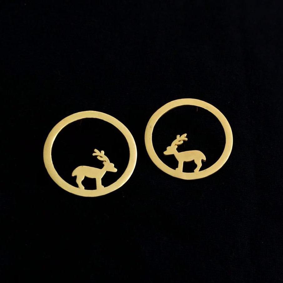 Contemporary Gold Minimal Round Deer Studs - Happy Pique 