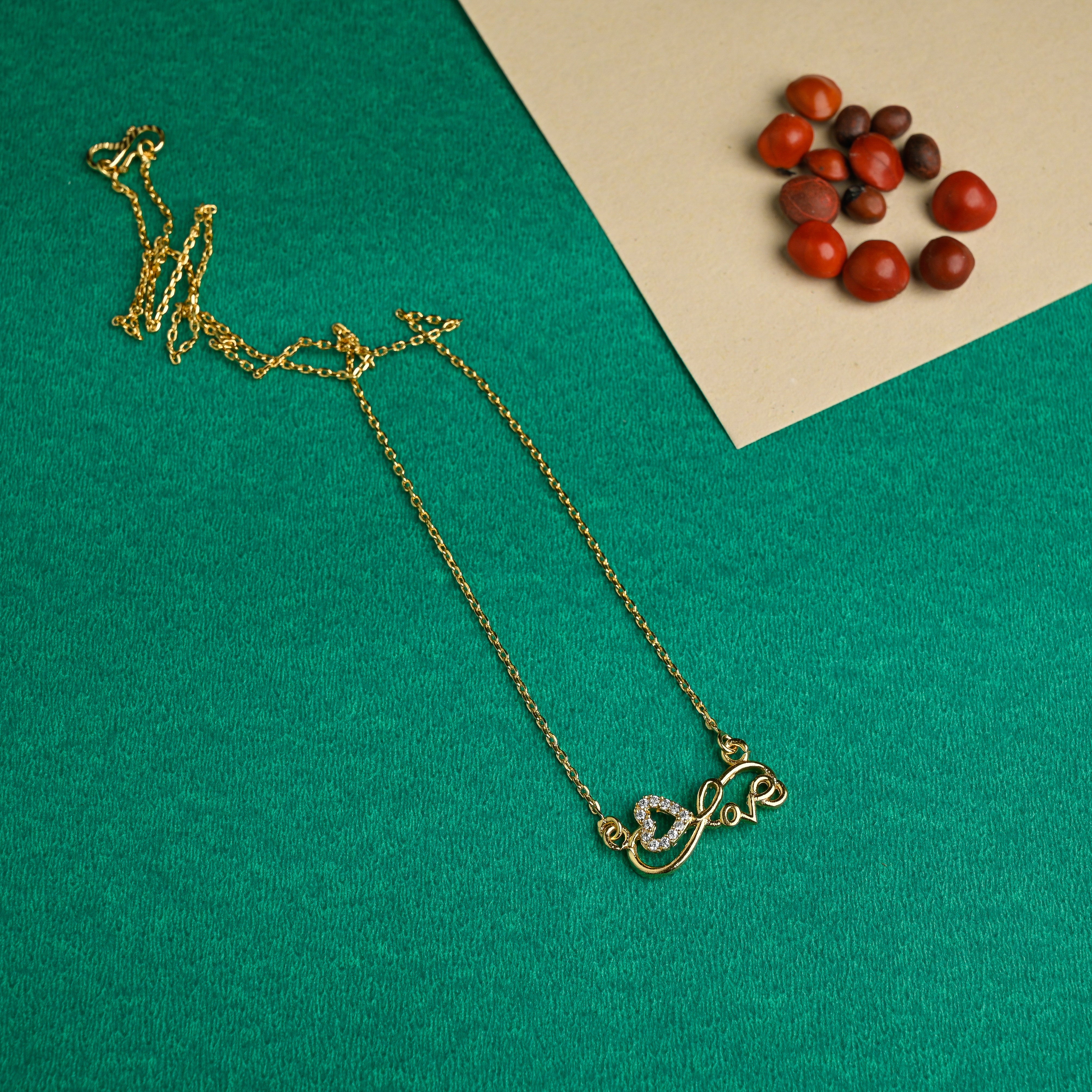 Gold Polish Love Pendant Chain Set