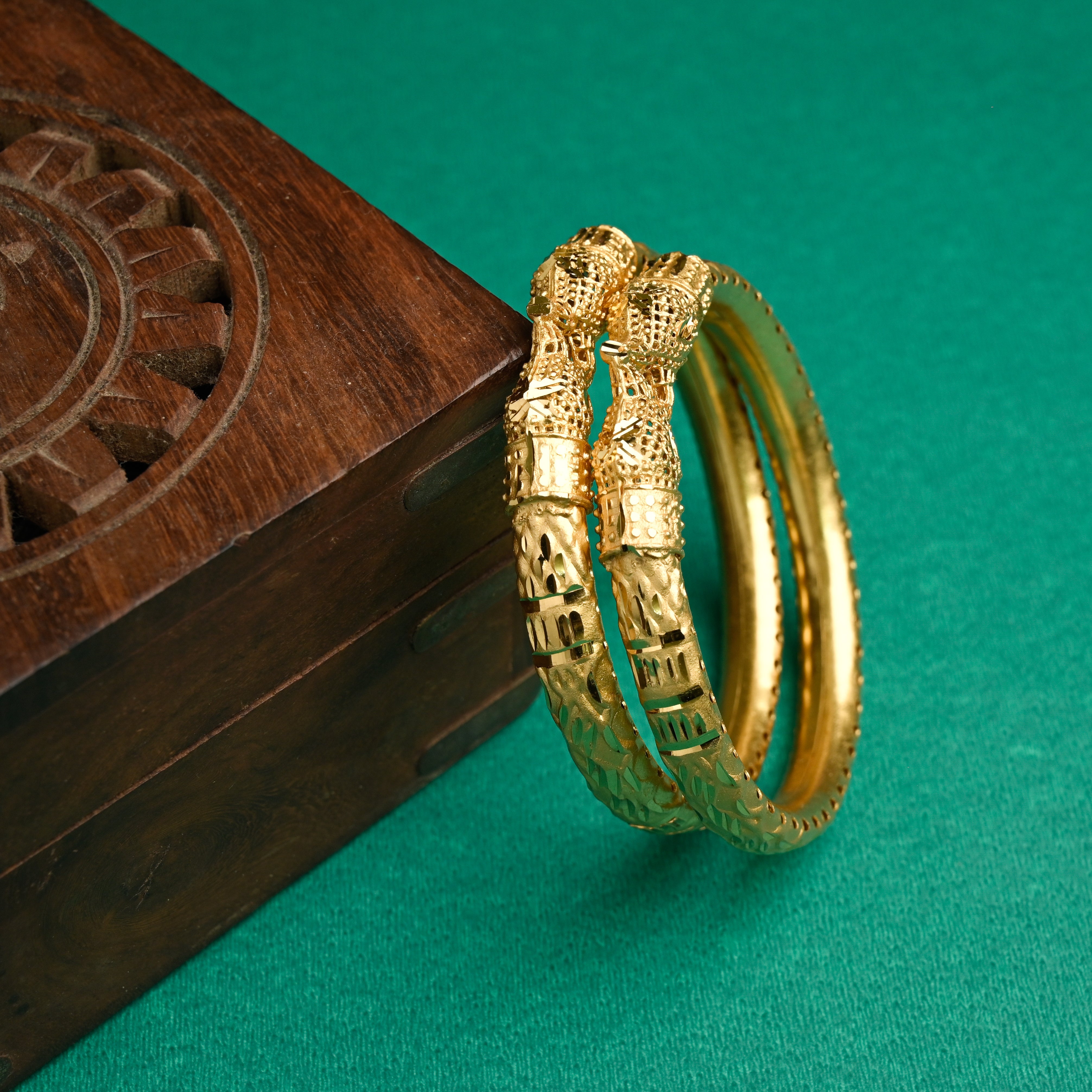 Gold Look Office/Daily Wear Kada Bangles - 009