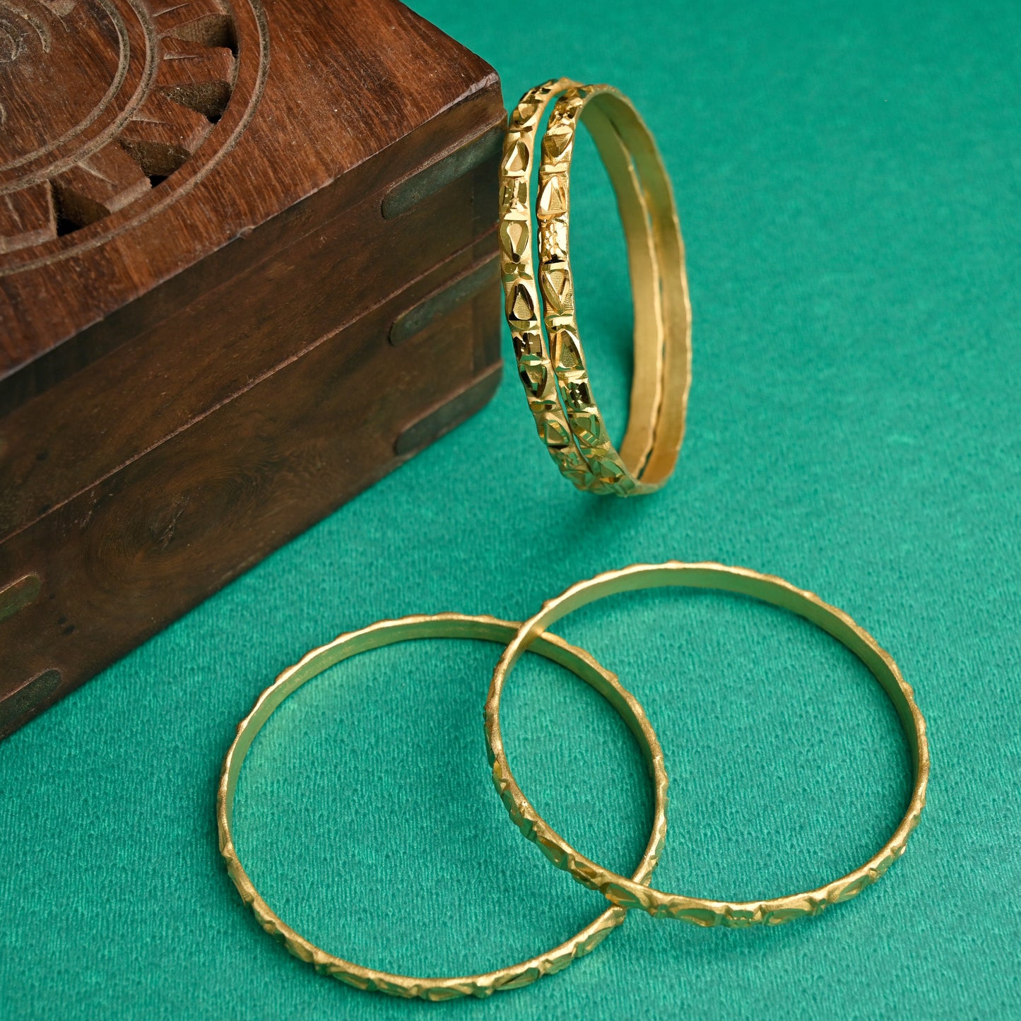 Gold Look Office/Daily Wear Set of 4 Bangles - 008 - Size: 2.8