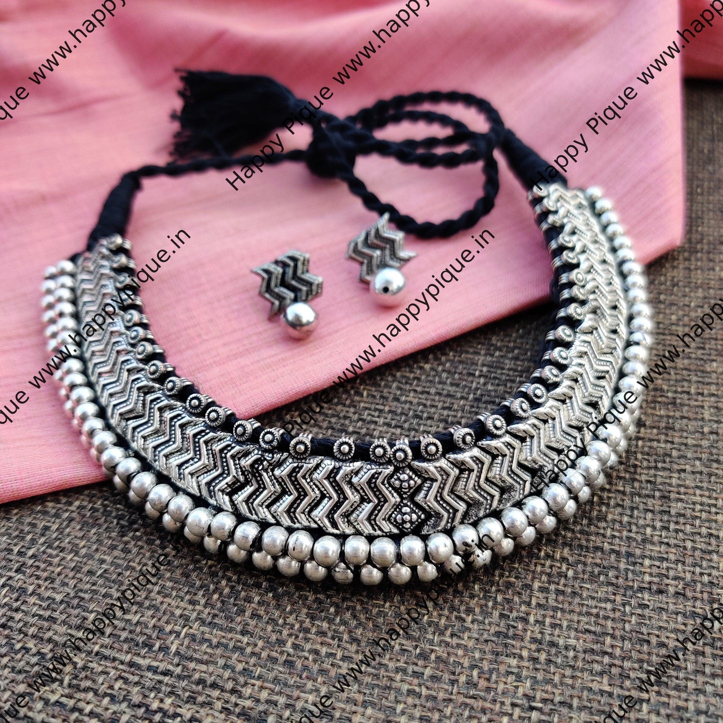 Silver Look Alike Maharashtrian Kolhapuri Vajratik Thushi Necklace Set - Happy Pique