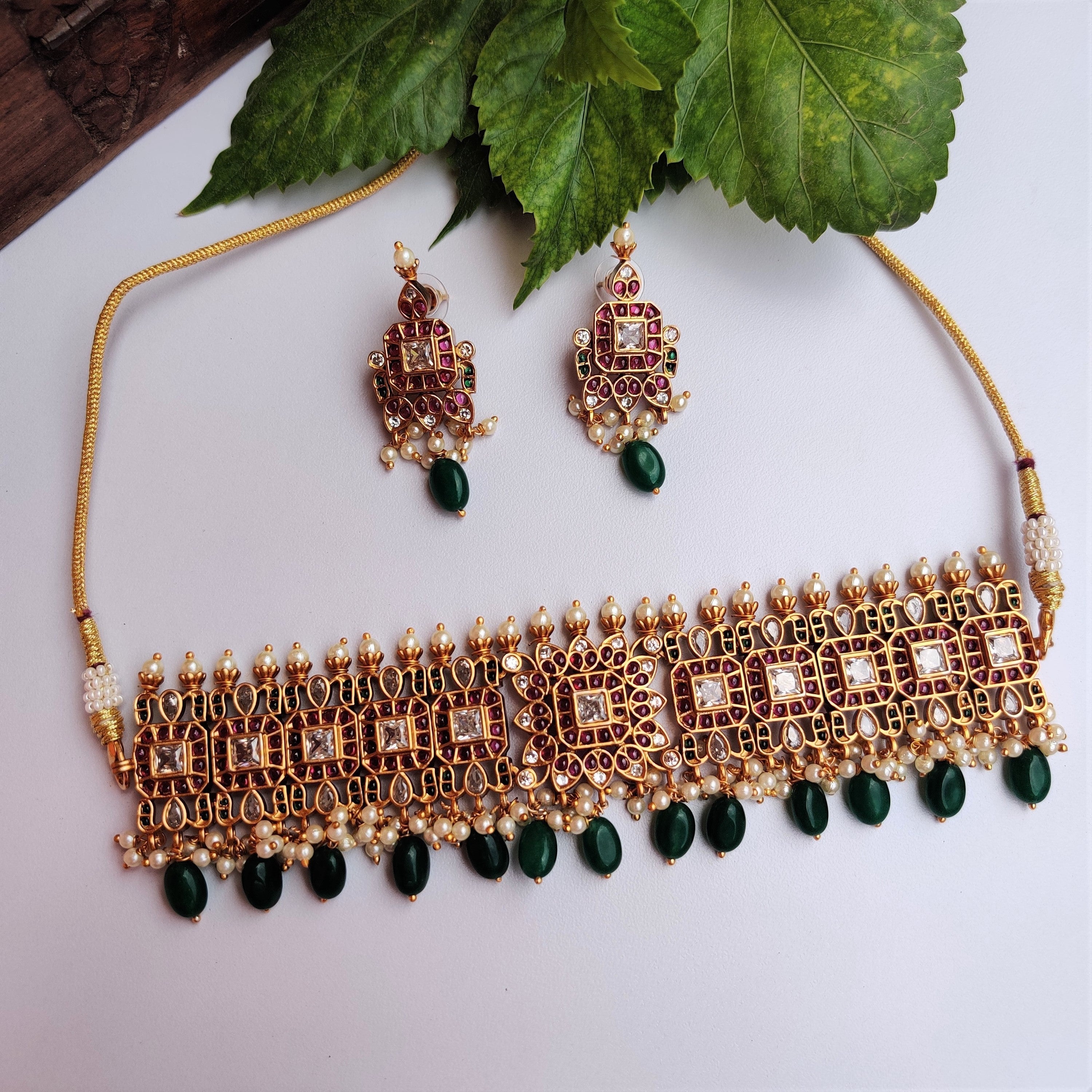 Premium Real Kemp Kundan Bridal High Neck Choker Set