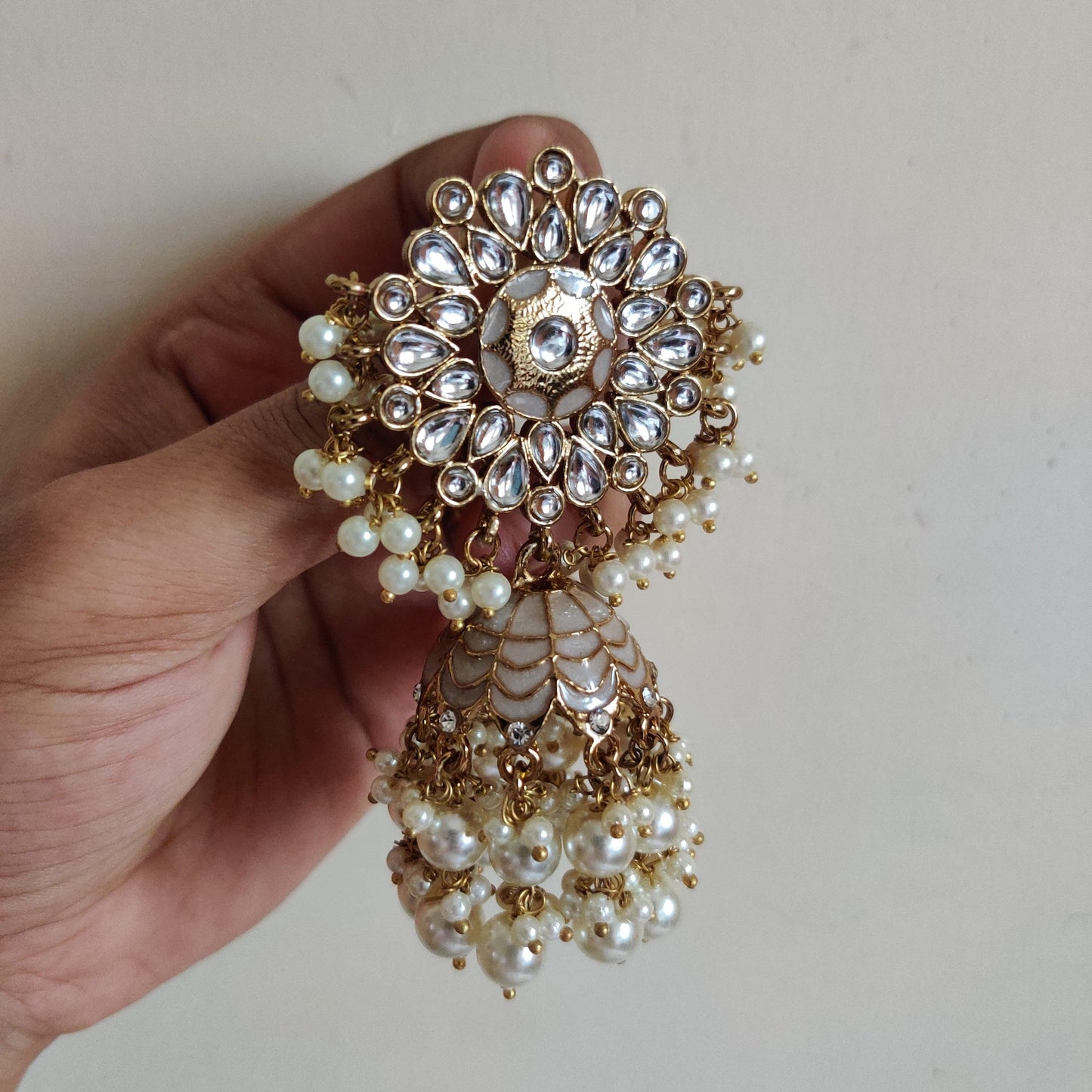 Kundan flower meenakari bollywood style festive pearl jhumkas - Ivory - Happy Pique 