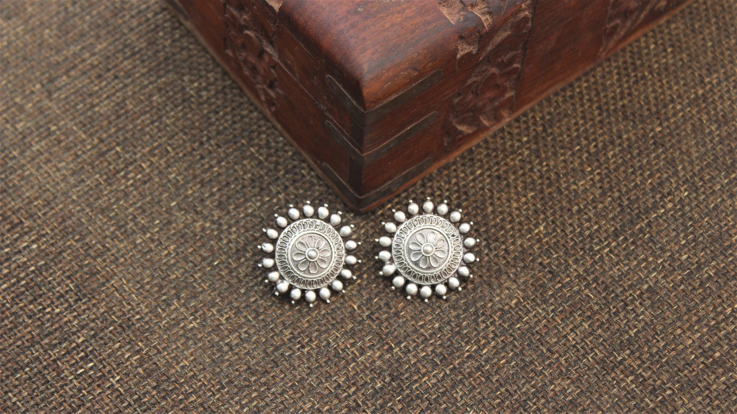 German Silver Round Flower Studs - Happy Pique 