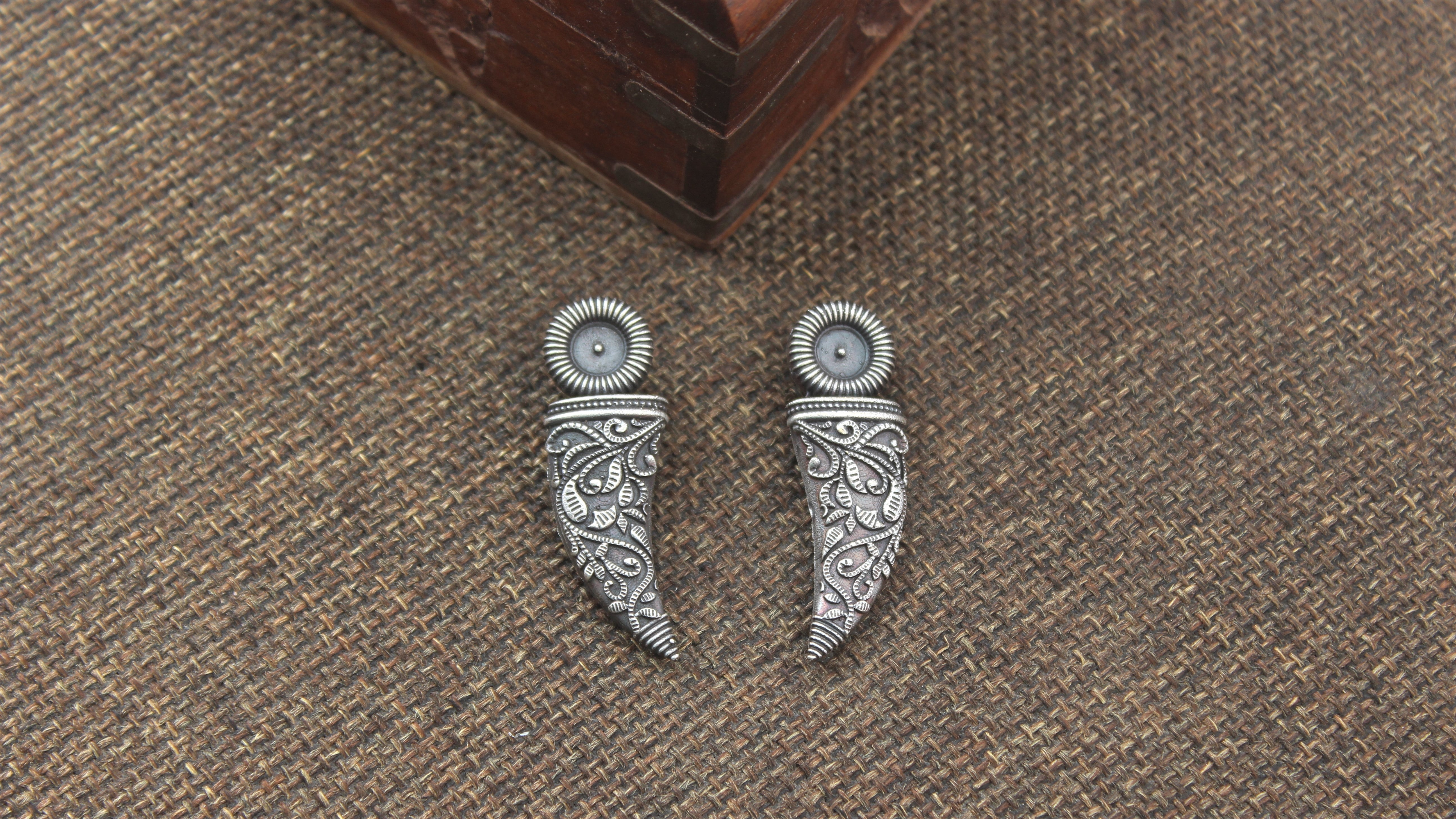 Premium Antique Silver Look Alike Designer Mughal Sword Earings