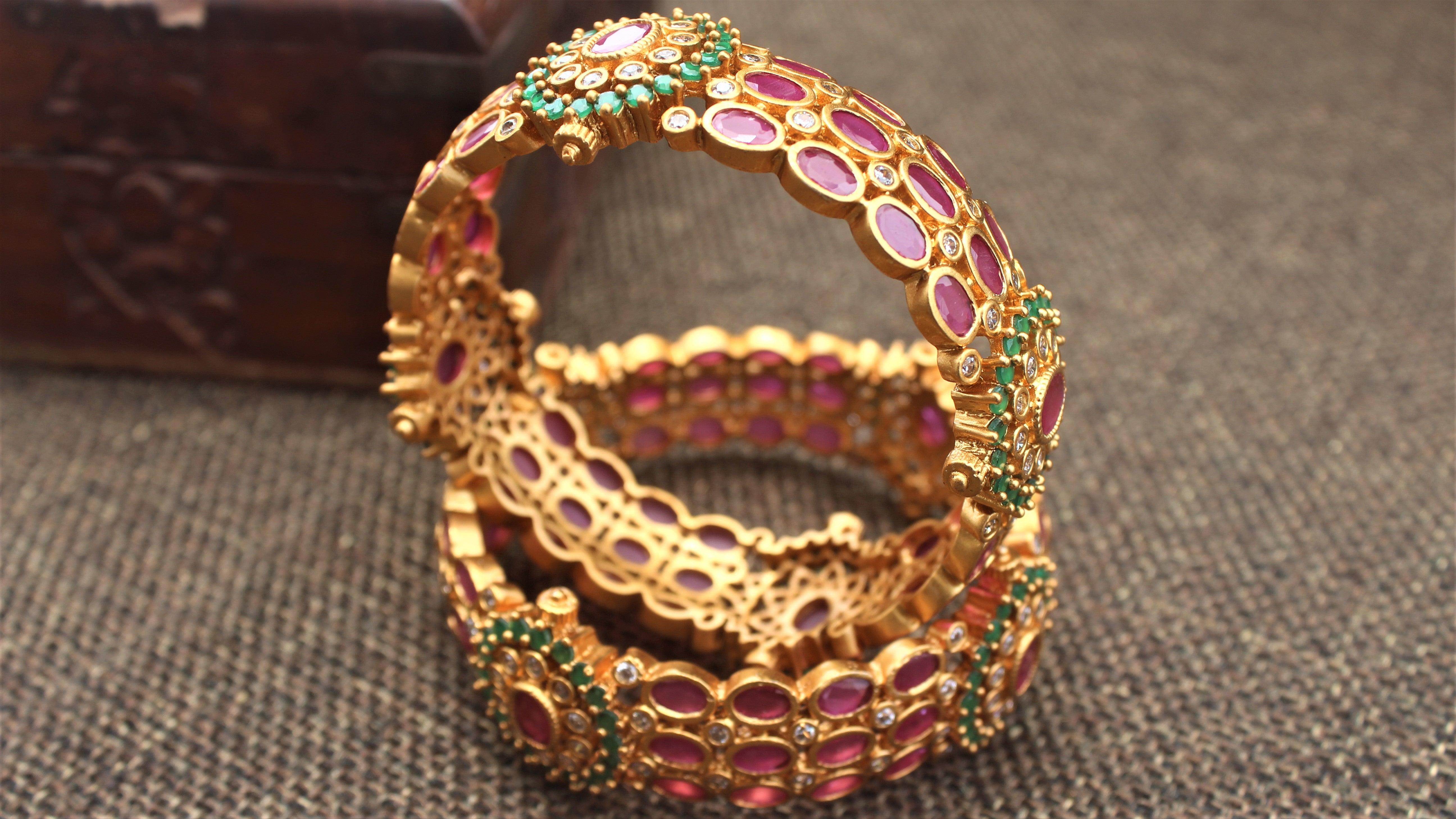 Heavy Oval Designer Bridal Kemp & AD Bangles - Happy Pique 