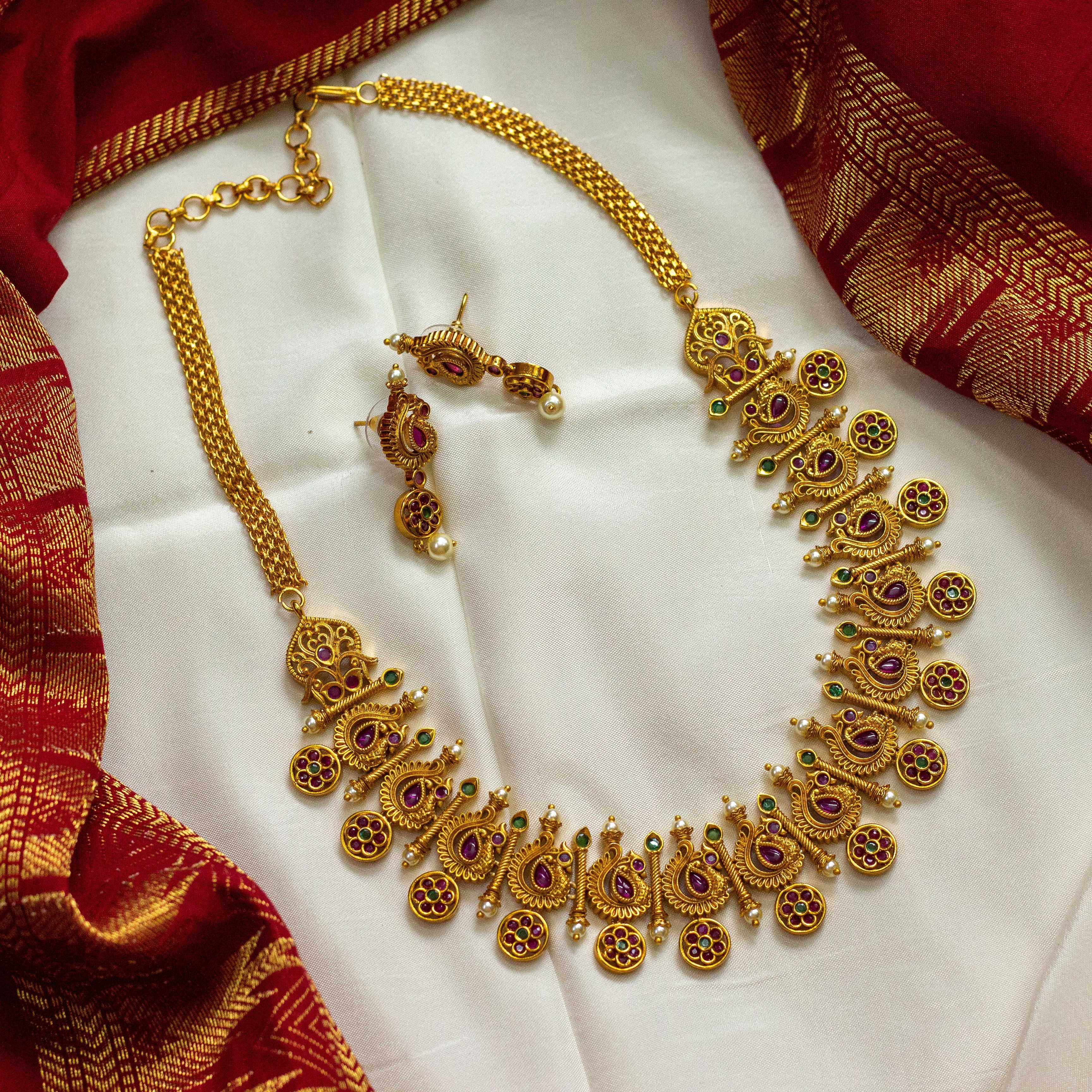 Gold Look Real Kemp Annam Flower Necklace Set