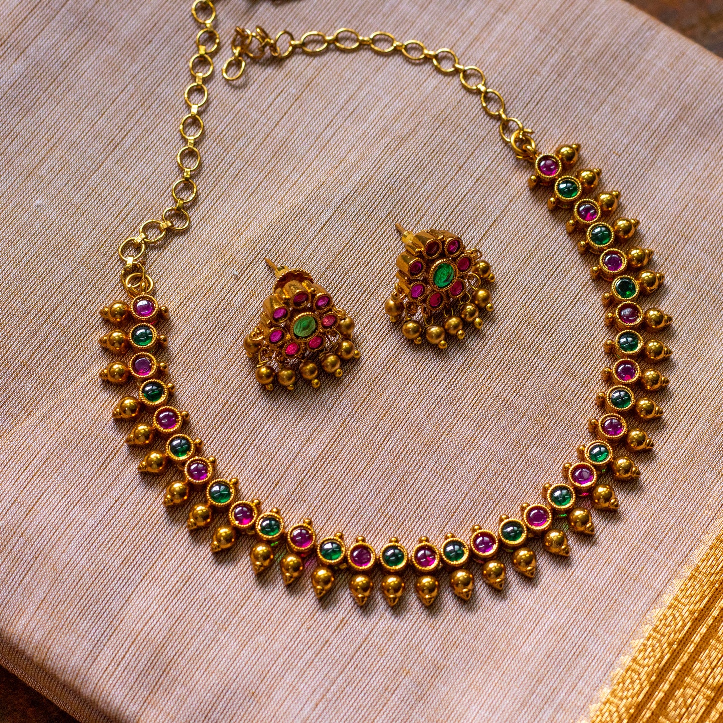 Antique Gold Kids Friendly Button Necklace Set - Red & Green