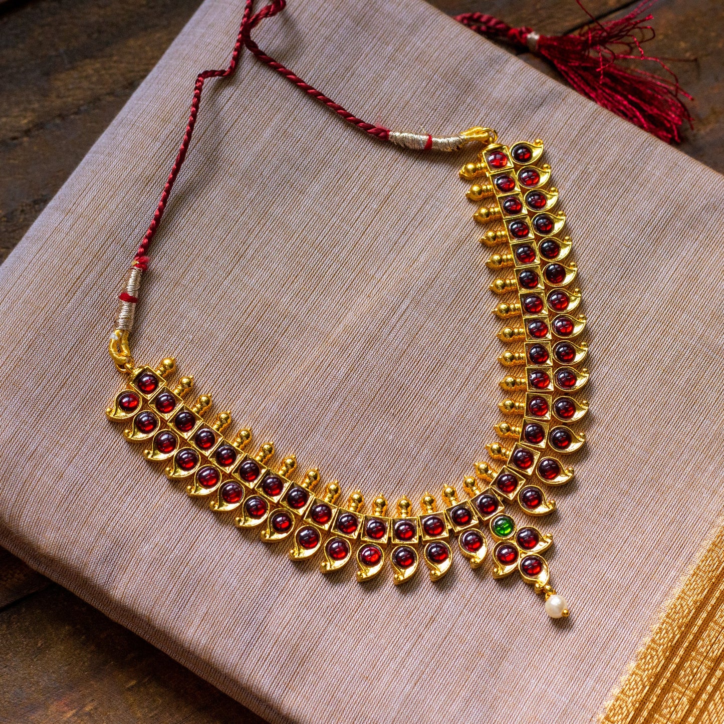 Gold Look Traditional Kemp Maanga Necklace
