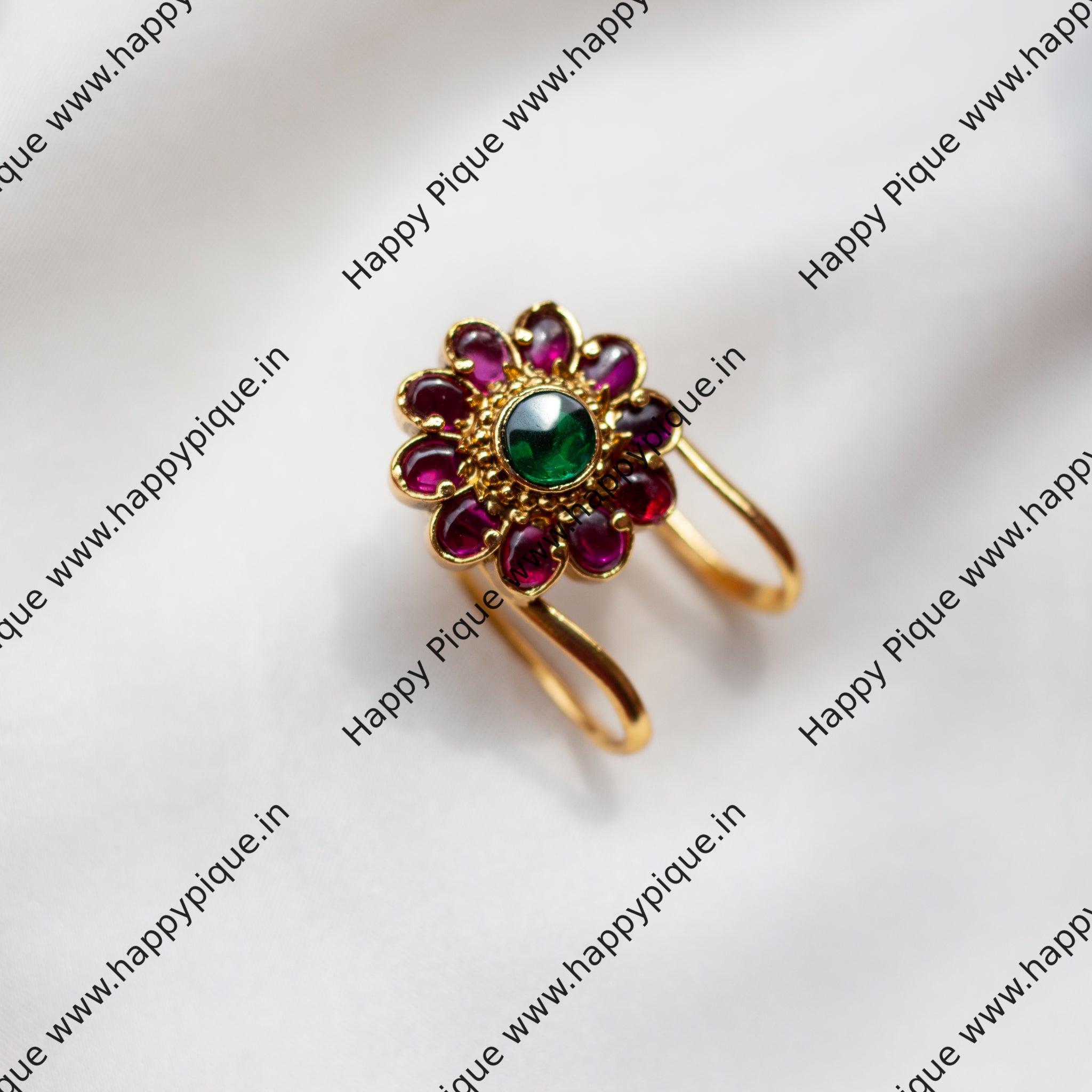 Nagas Real Kemp Classic Flower Vanki Finger Ring - Emerald & Ruby