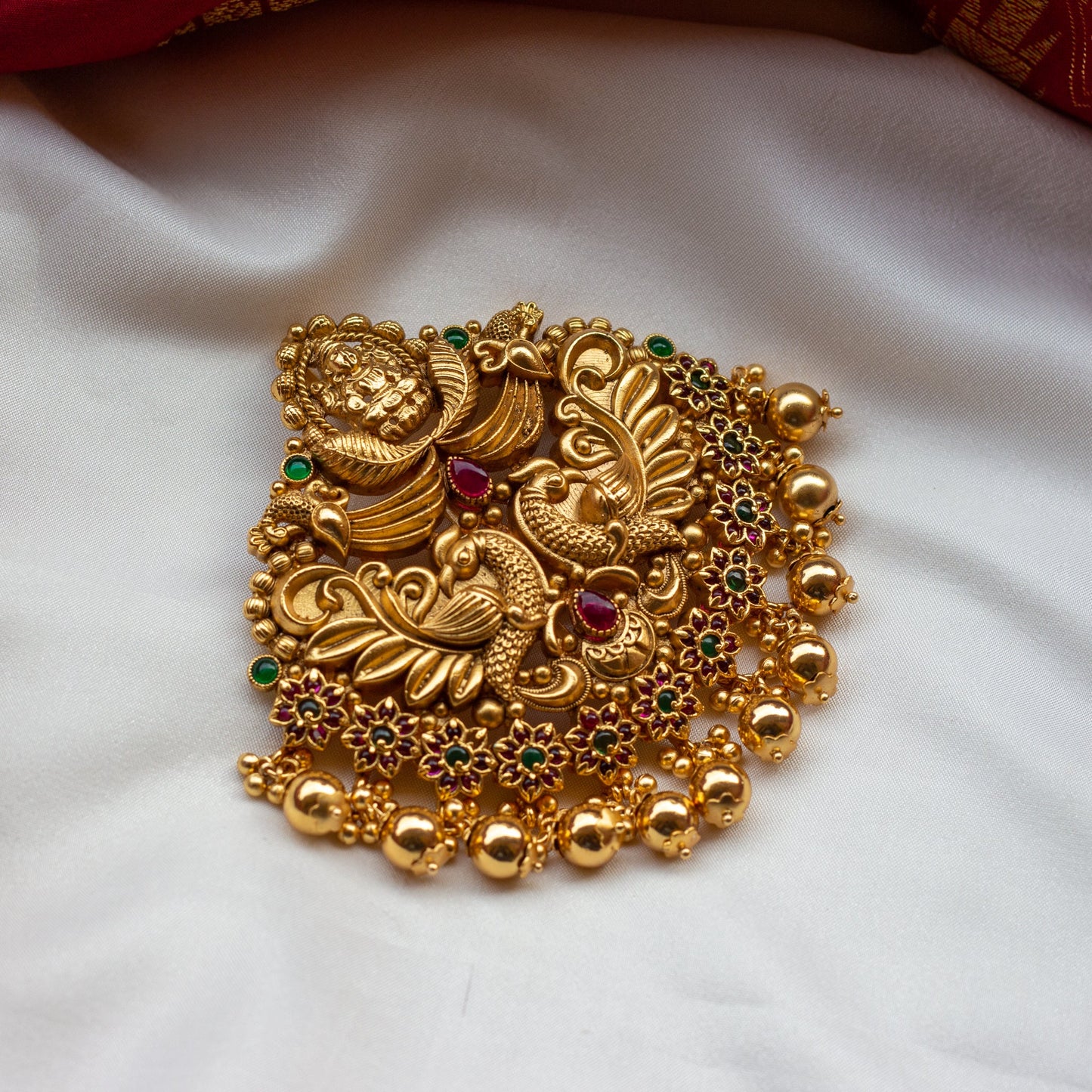 Gold Look Traditional Retta Pakshi Lakshmi Kemp Single Jada Billa
