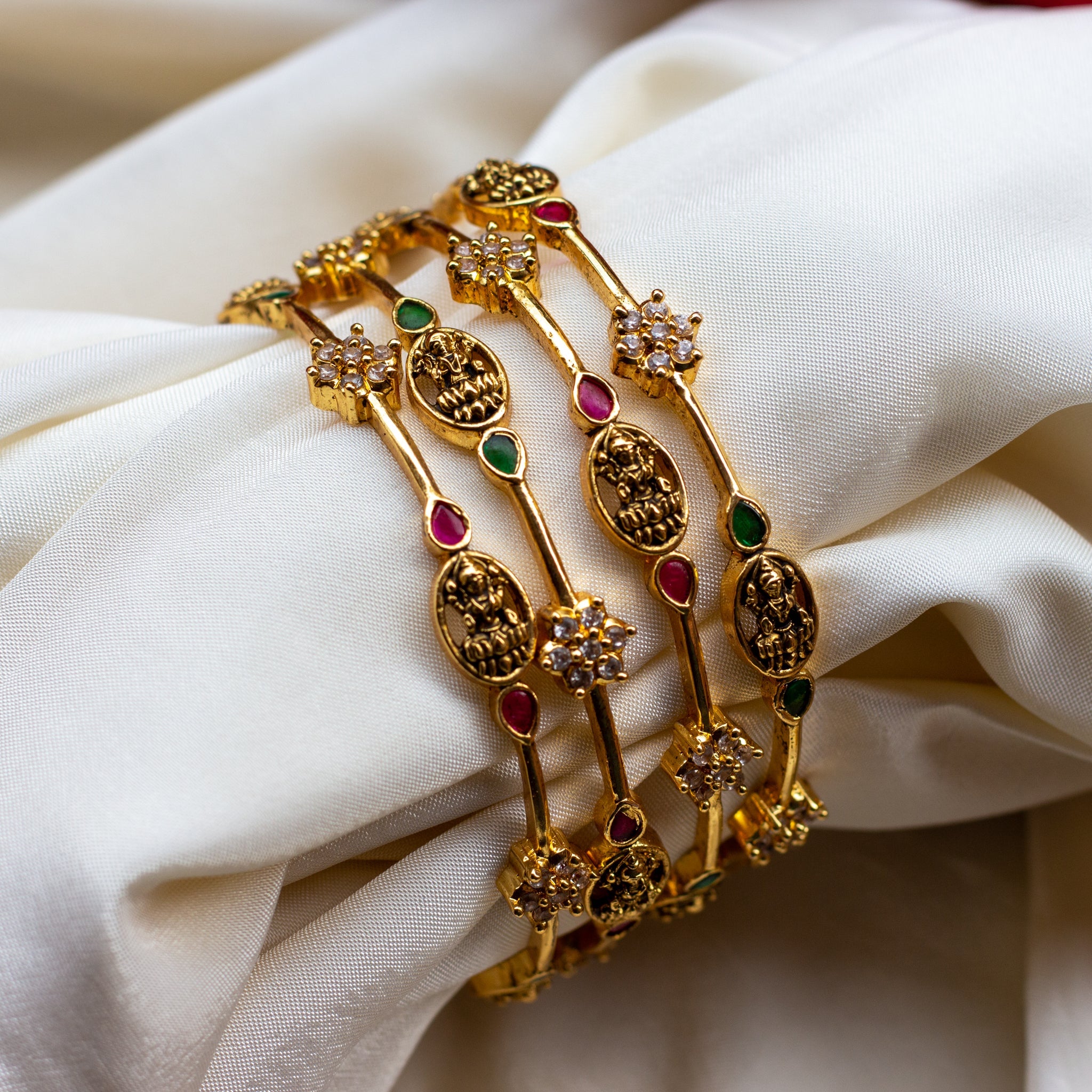 Gold Look Diamond Flower Mahalakshmi Bangles