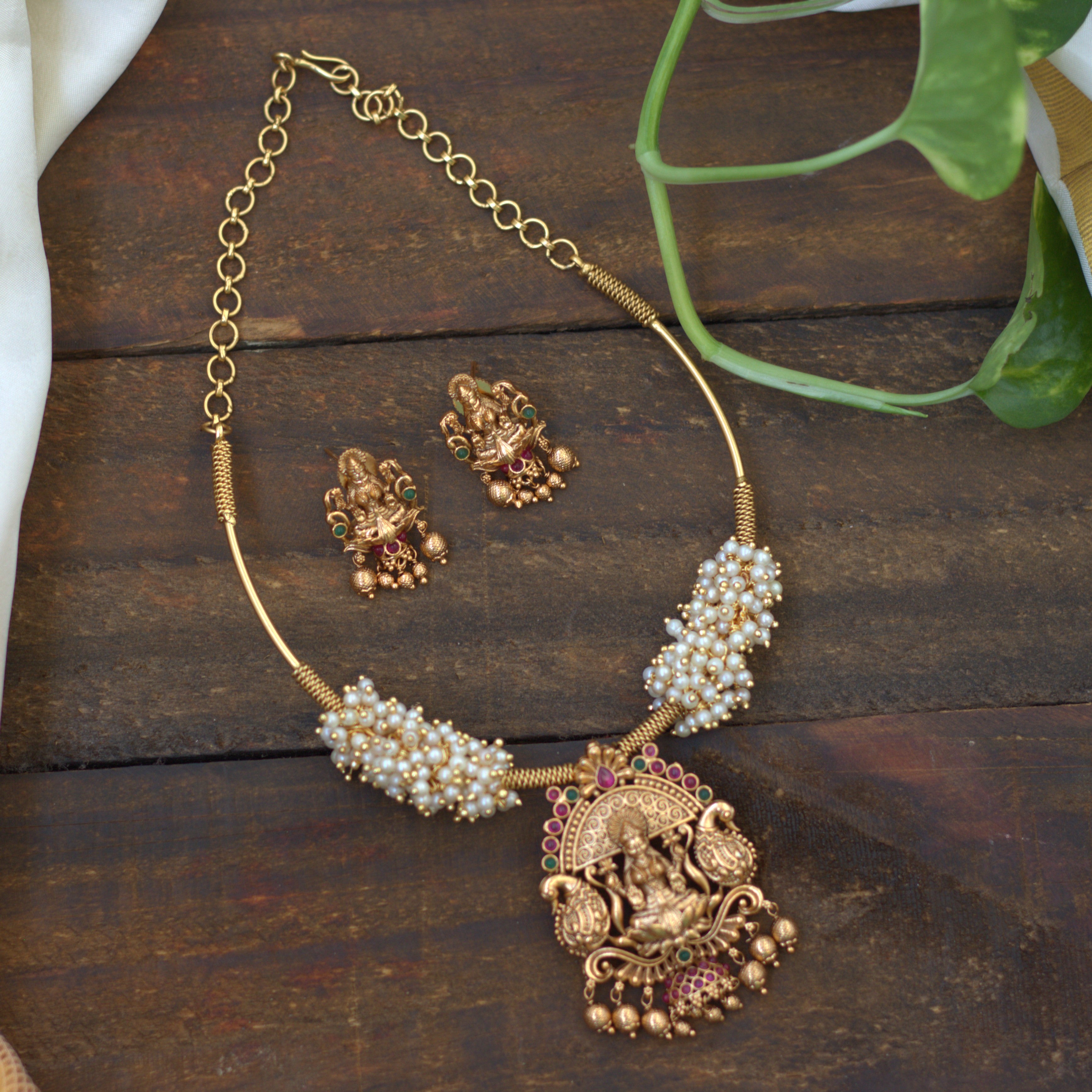 Antique Matte Gold Pearl Bunch Mahalakshmi Hasli Necklace Set