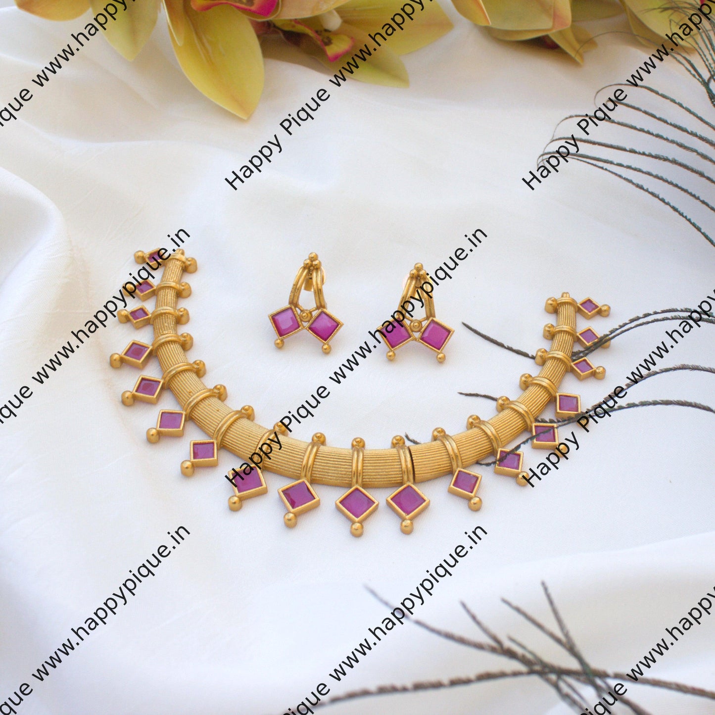 Premium Budget Friendly Matte Gold Diamond Stone Necklace Set - Ruby