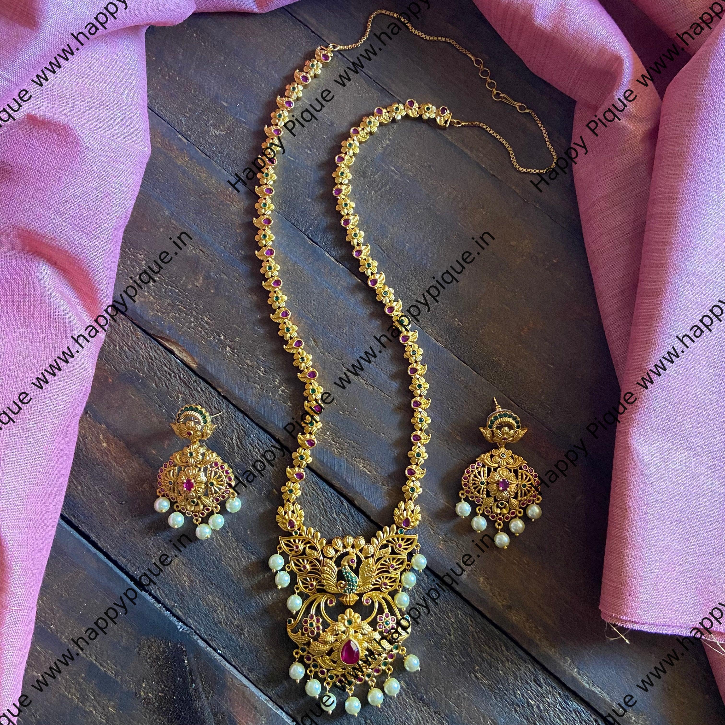 Traditional Mayil Design Gold Look Matte Haaram