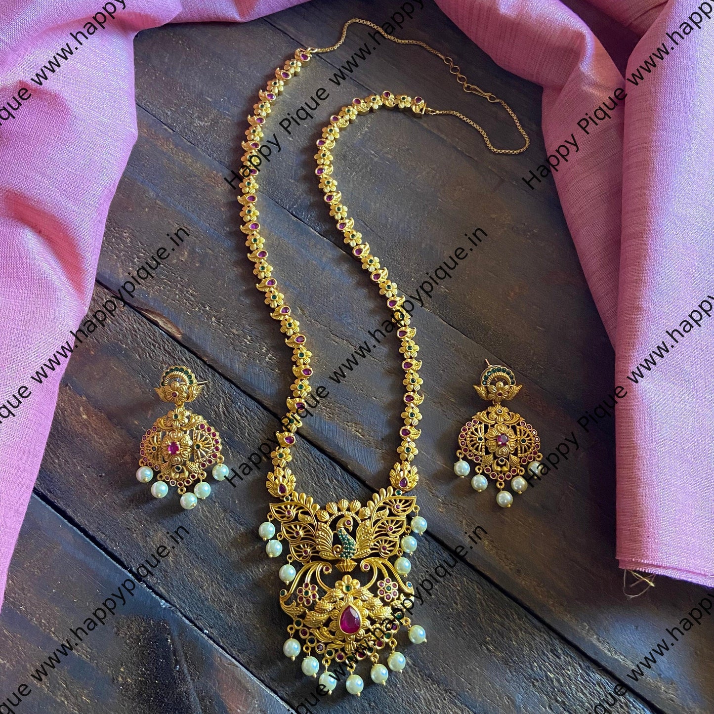 Traditional Mayil Design Gold Look Matte Haaram