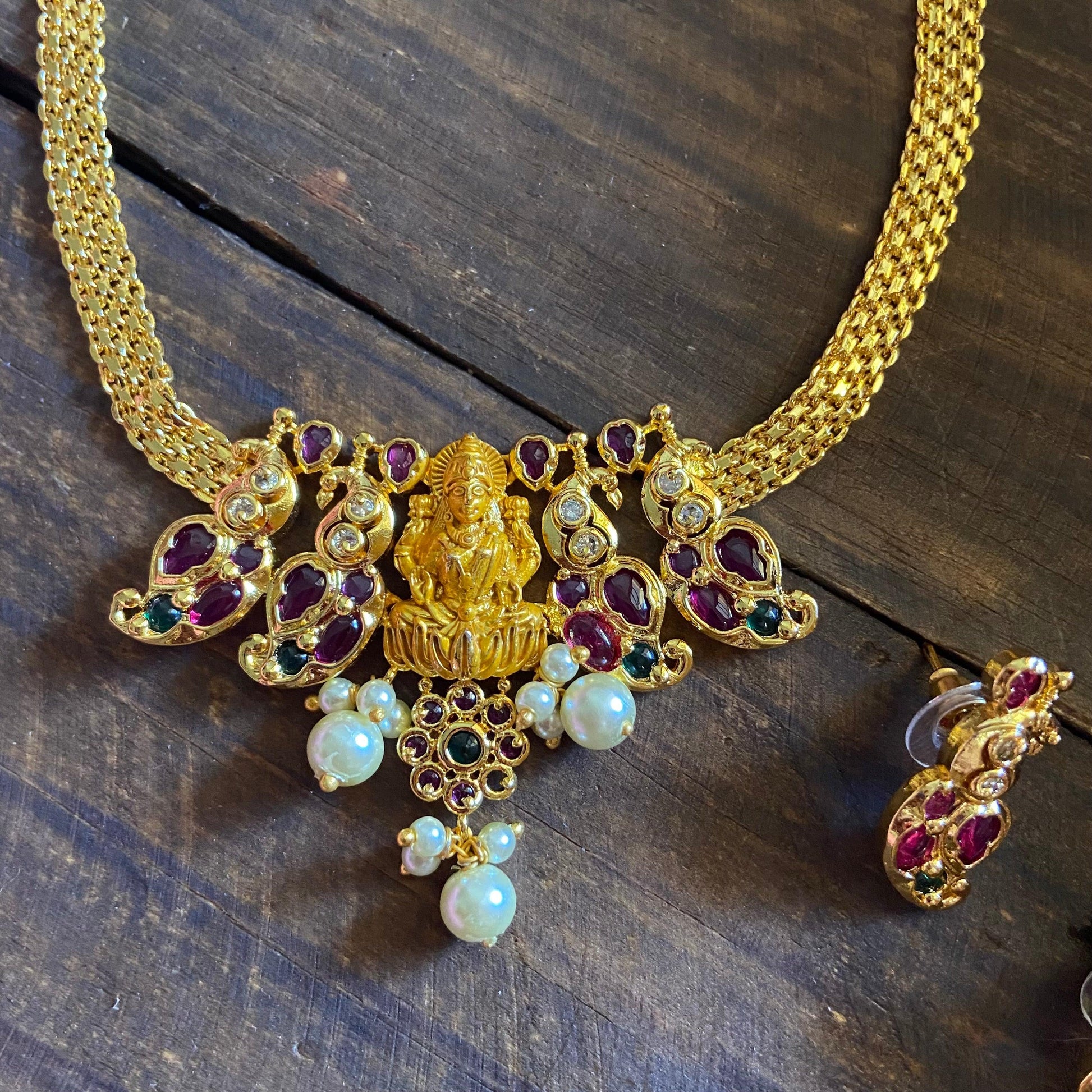 Gold Finish Geru Polish Mahalakshmi Real Kemp Necklace set