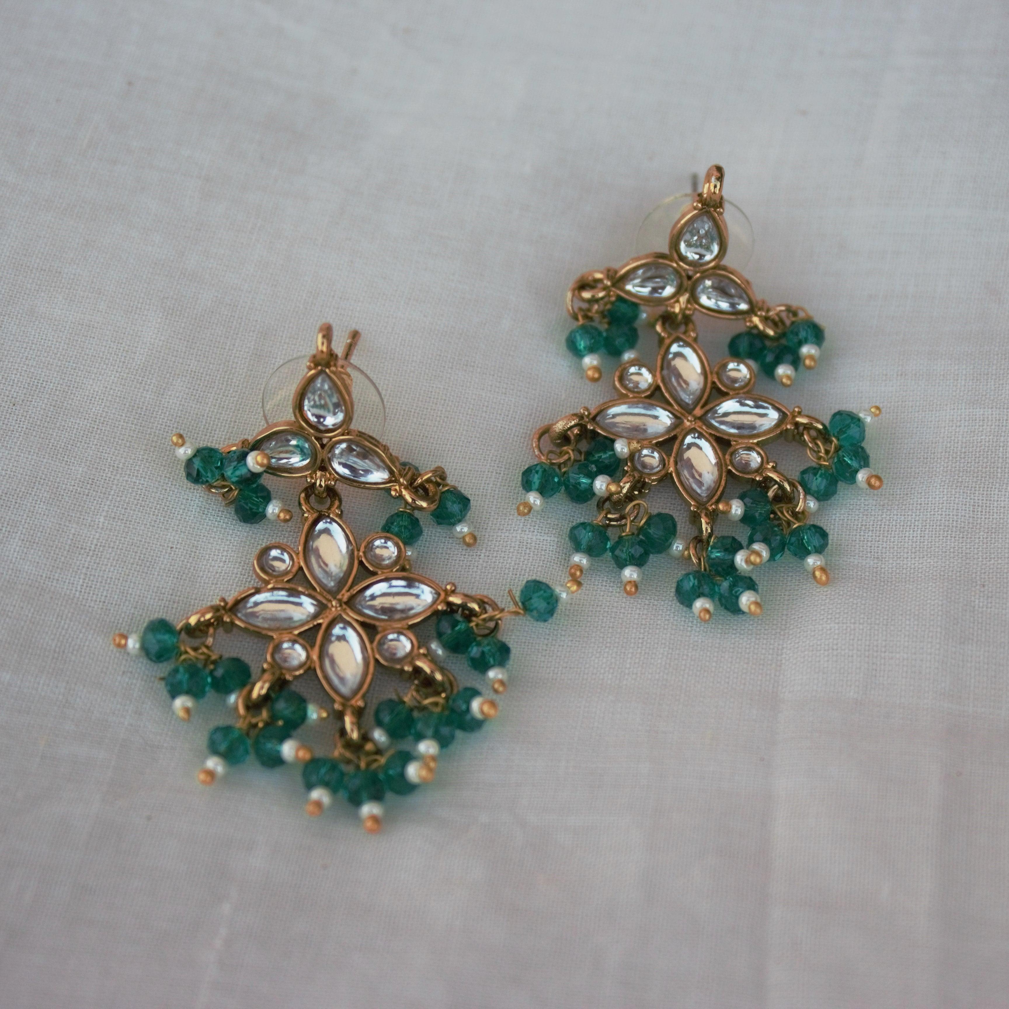 Flower Kundan Drops