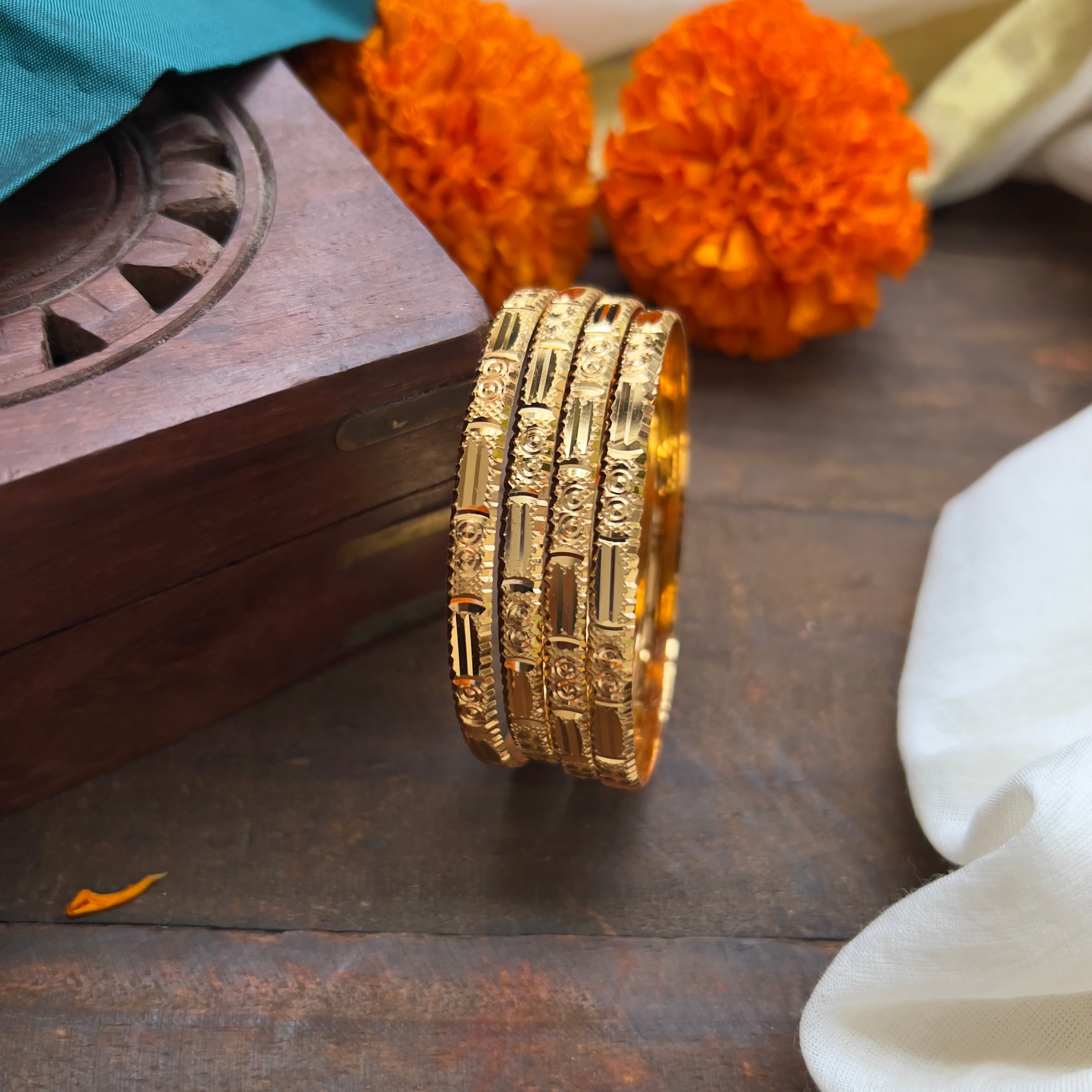 Gold Look Office/Daily Wear Set of 4 Bangles - 016 - Size: 2.6