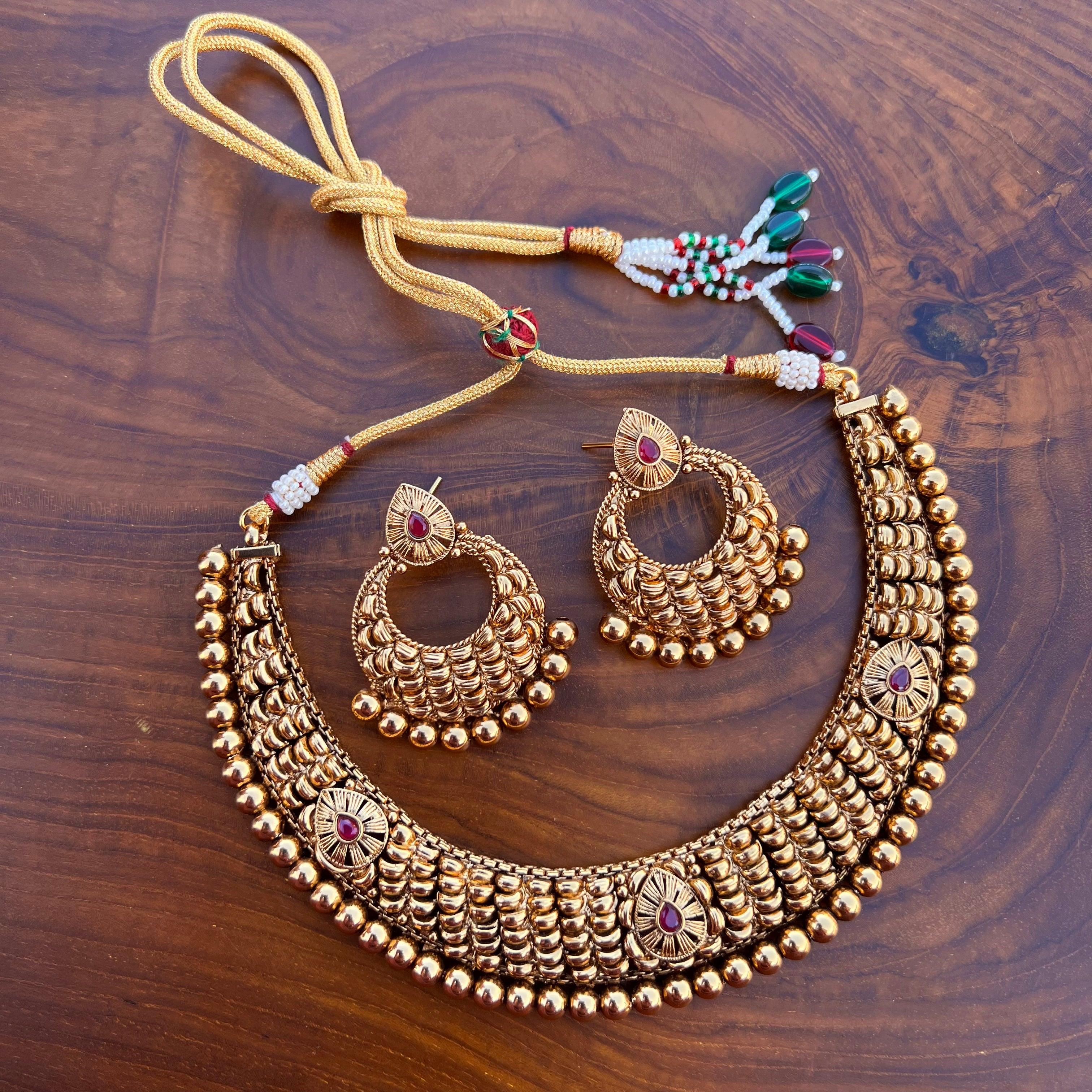 Antique Gold Chaandini Tilak Necklace Set - Happy Pique