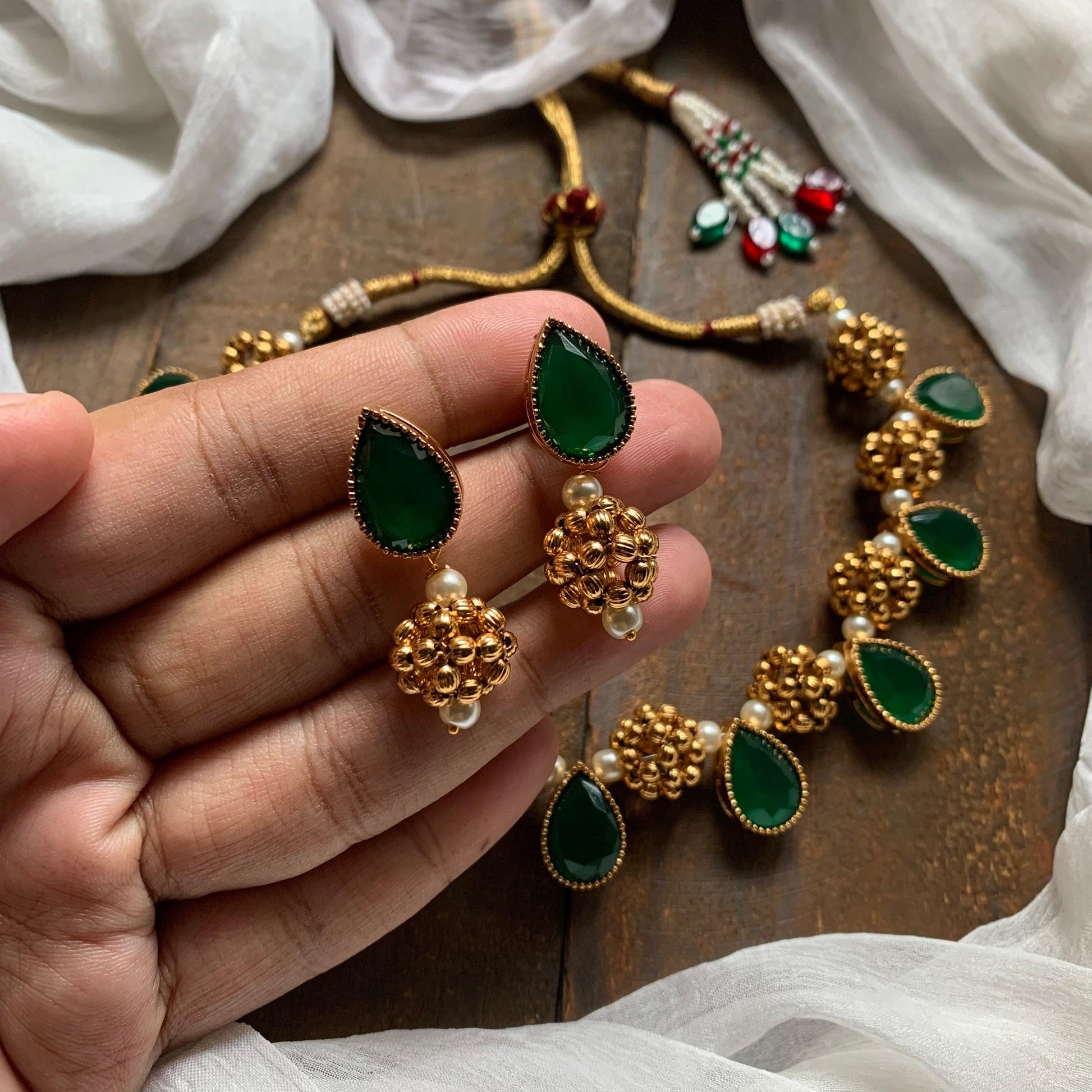 Gold Thushi Balls Tilak Stone Necklace - Green - Happy Pique 