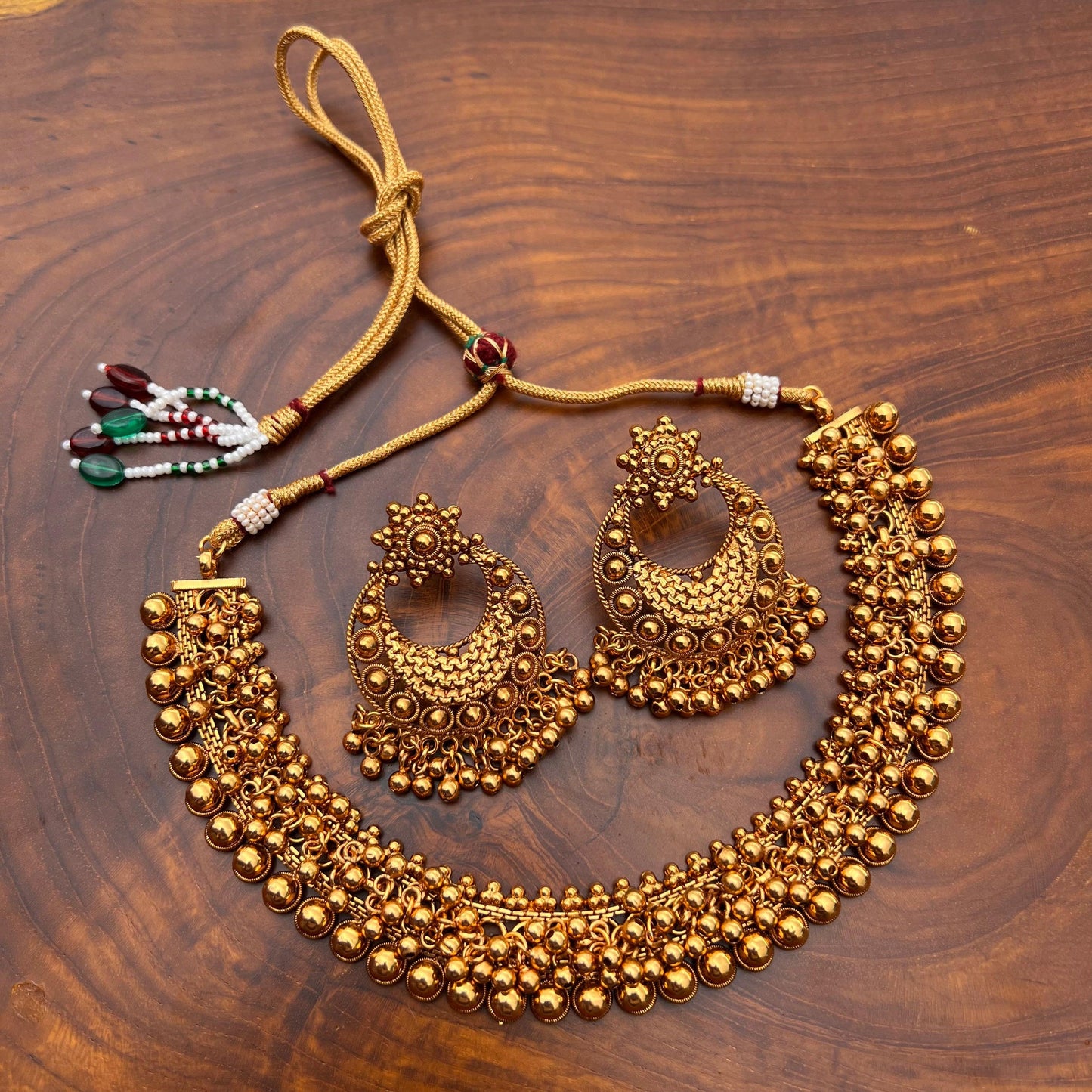 Antique Golden Beads Necklace - Happy Pique 