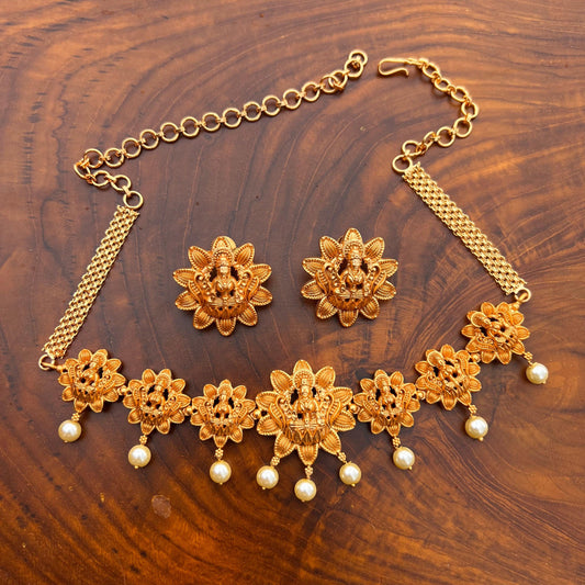 Antique Matte Lakshmi Flower Choker - Happy Pique 