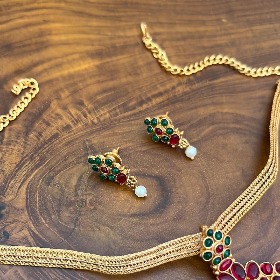 Kemp Traditional Attigai Choker Set - Green & Red - Gorgeous and Affordable