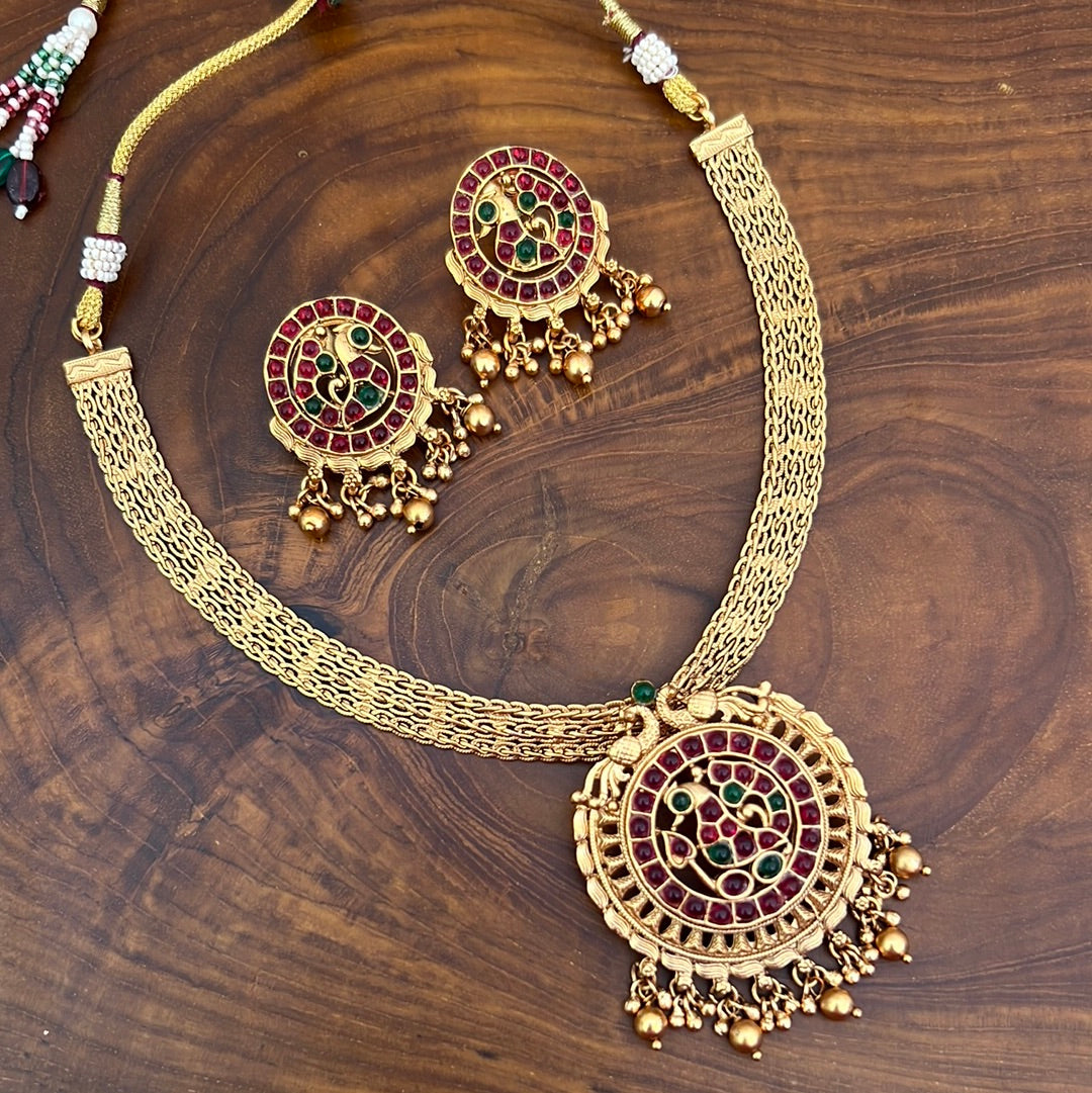 Kemp Mayur Chakra Necklace Set - Red & Green - Budget Friendly Bridal Wear