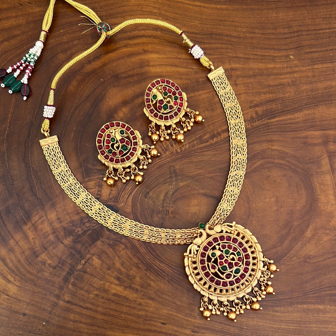 Kemp Mayur Chakra Necklace Set - Red & Green - Budget Friendly Bridal Wear