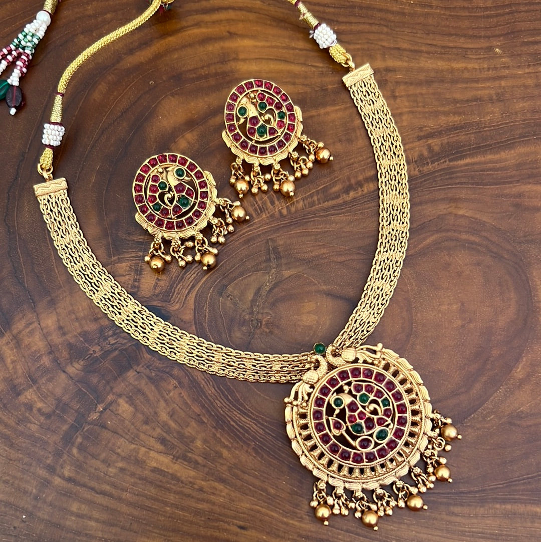 Kemp Mayur Chakra Necklace Set - Red & Green - Budget Friendly Bridal Wear