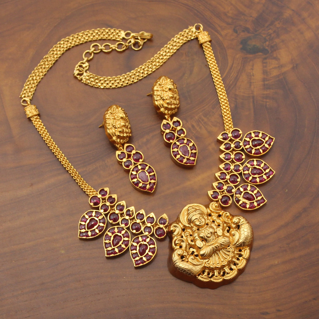 Gold Plated Real Kemp Lakshmi Nagas Necklace Set – Happy Pique